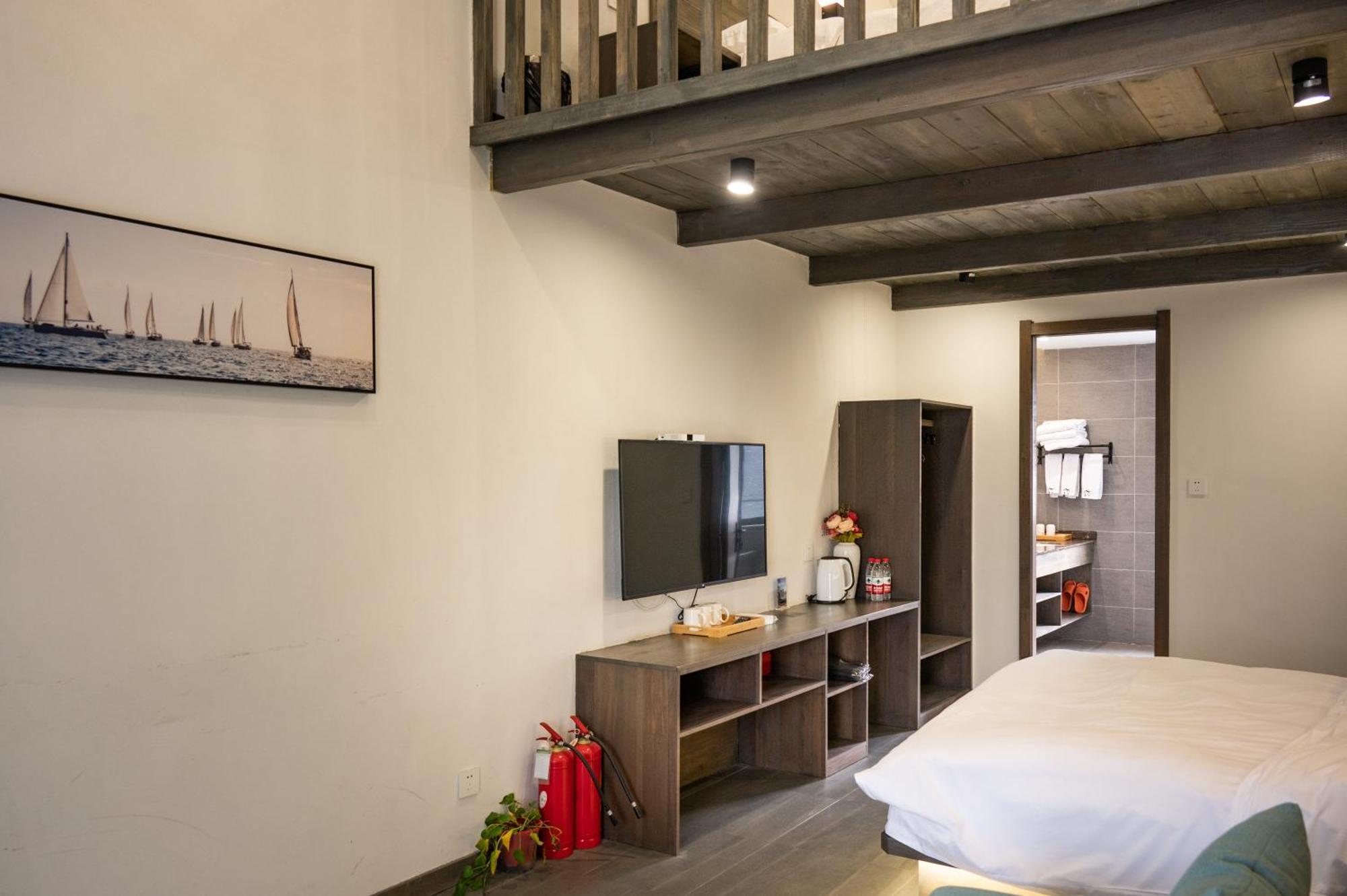 Tingjian Musu Private Soup Design Homestay - South Gate Of Wuzhen Xizha Scenic Area Tongxiang Buitenkant foto