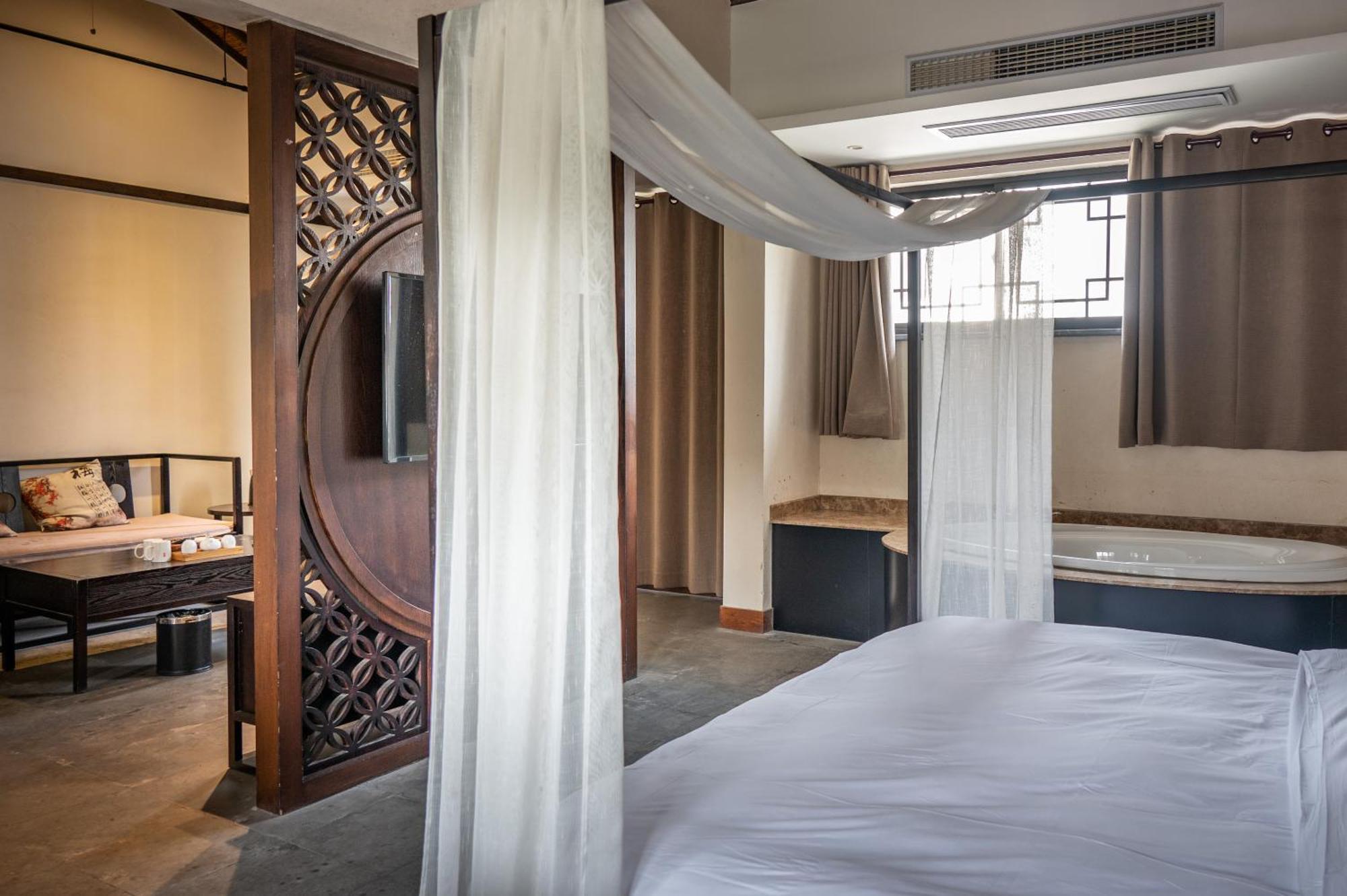 Tingjian Musu Private Soup Design Homestay - South Gate Of Wuzhen Xizha Scenic Area Tongxiang Buitenkant foto