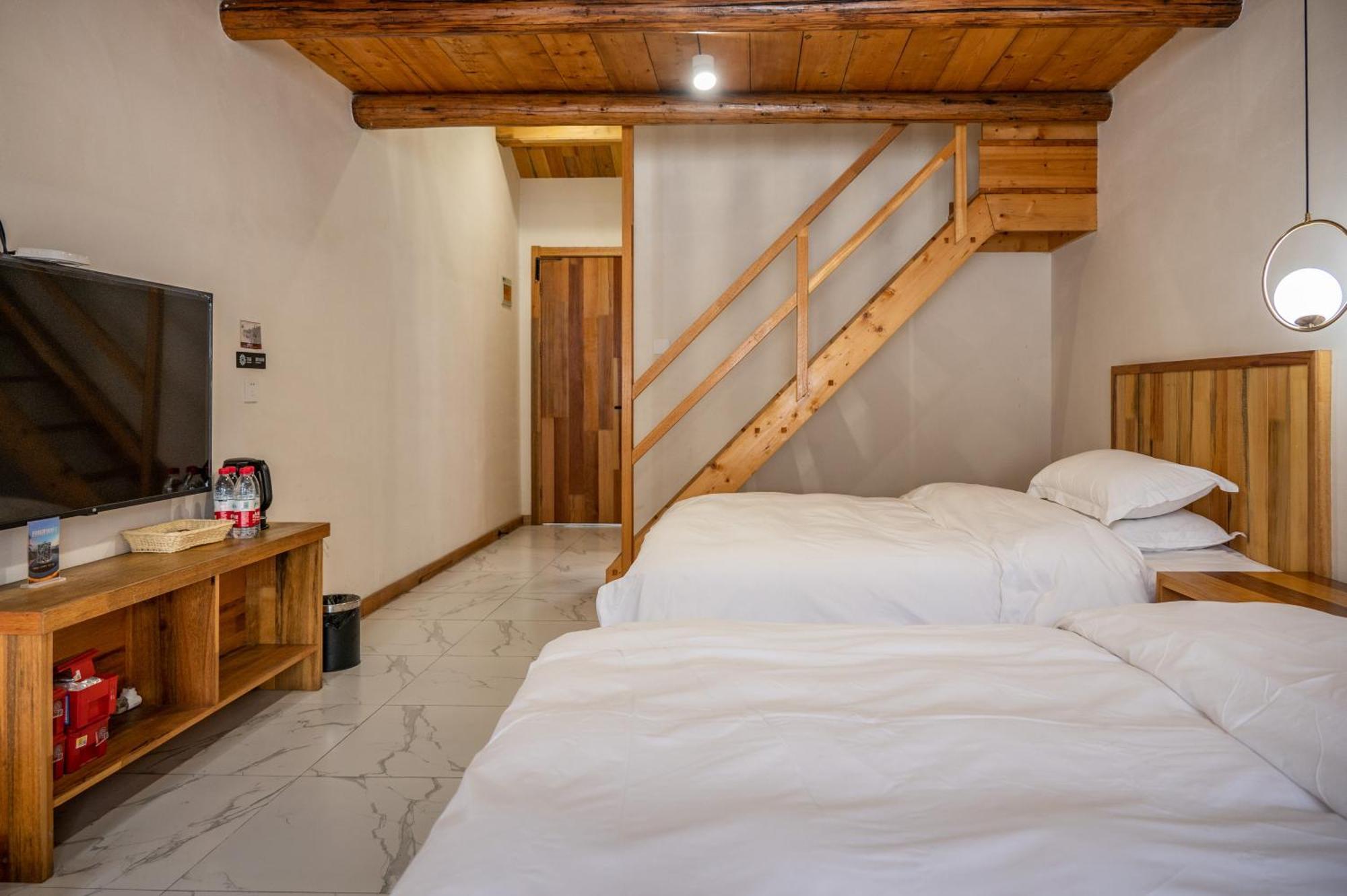 Tingjian Musu Private Soup Design Homestay - South Gate Of Wuzhen Xizha Scenic Area Tongxiang Buitenkant foto