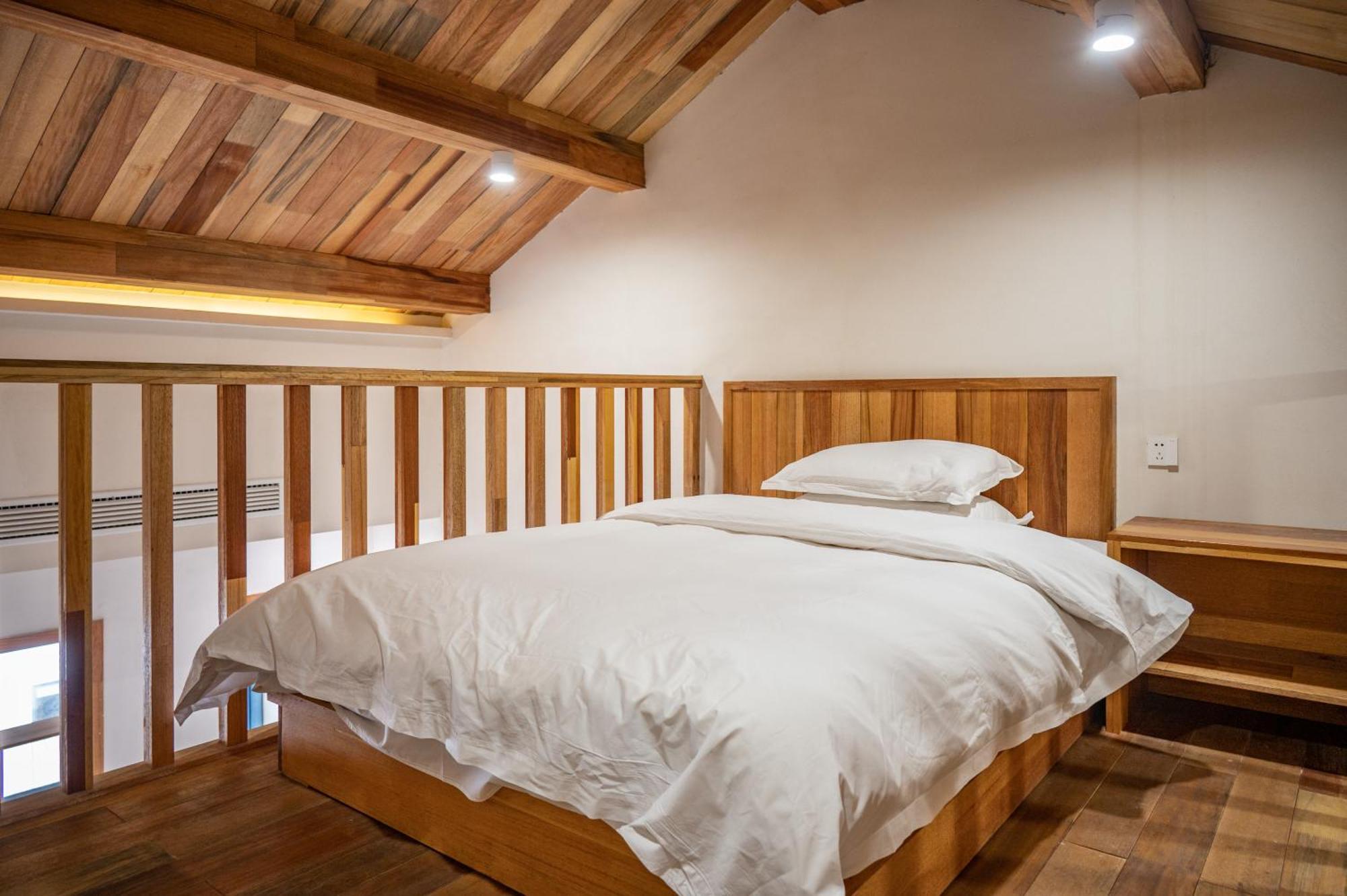 Tingjian Musu Private Soup Design Homestay - South Gate Of Wuzhen Xizha Scenic Area Tongxiang Buitenkant foto